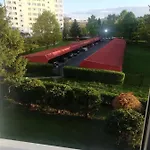 Familijny アパート