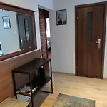 Familijny アパート *